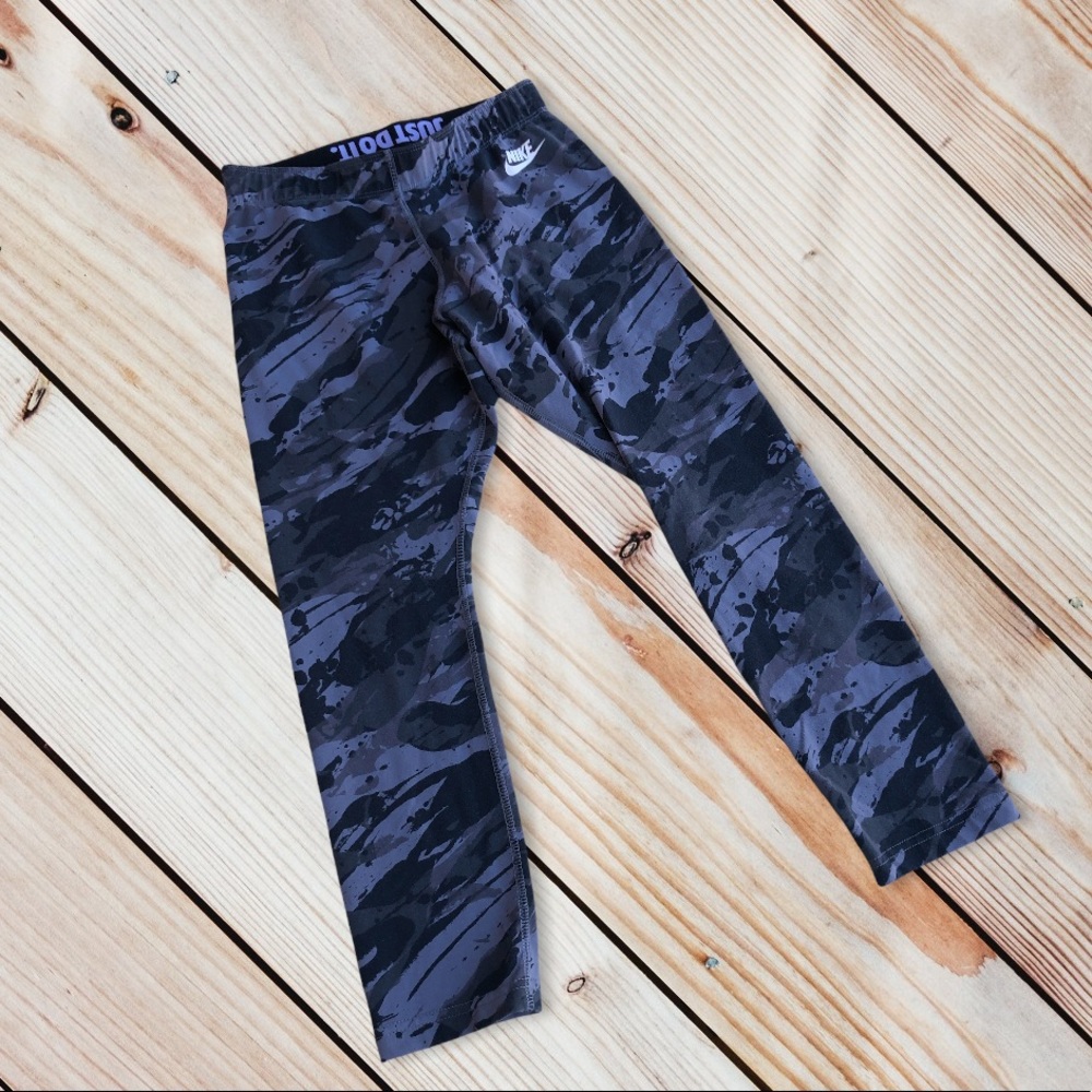 Nike Camouflage Leggings - Black and Gray size small